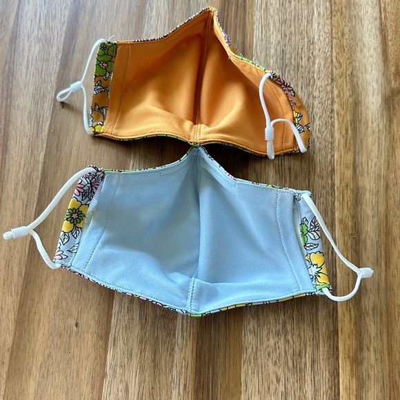 Tory Burch Bundle of 2 Masks NEW - Picture 3 of 3